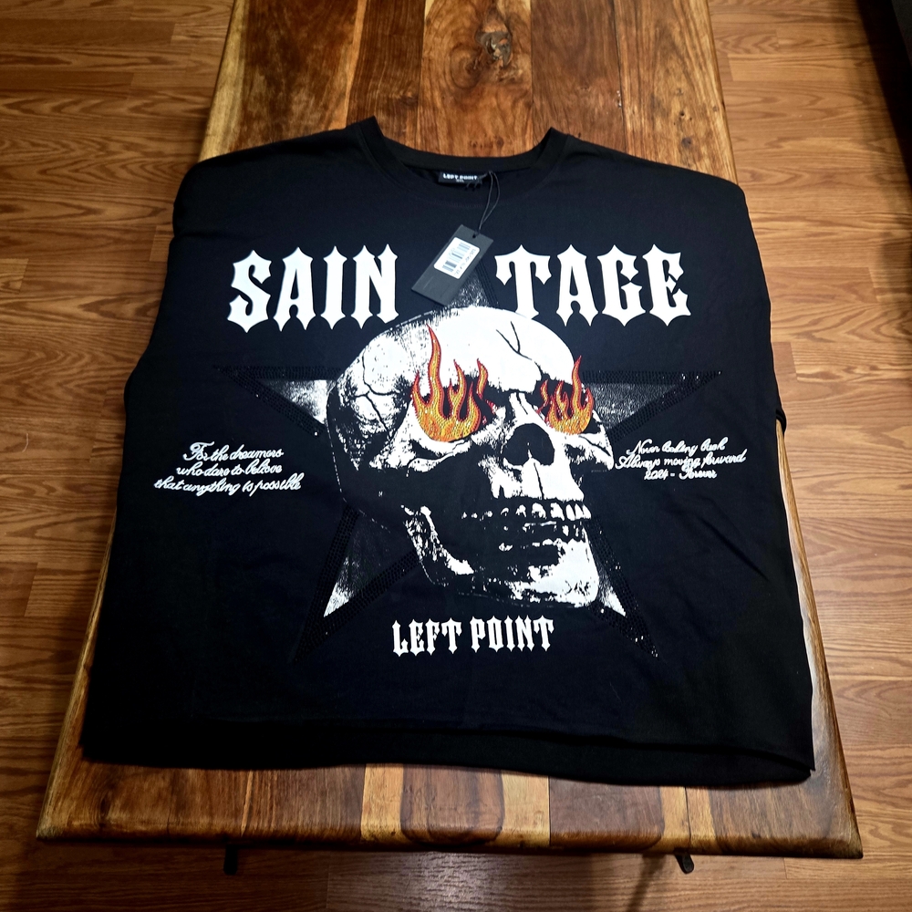 Left Point Black Skull Graphic Men's Shirt